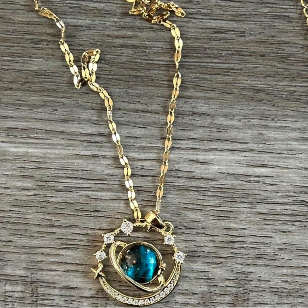 Gold Starry Sky Planet Round Copper Inlaid Zirconia Pendant Necklace Jewelry - Picture 2 of 2